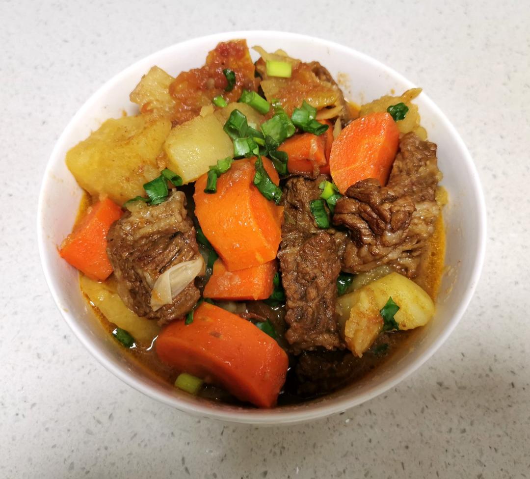 红烧牛肉土豆 （独家秘制）