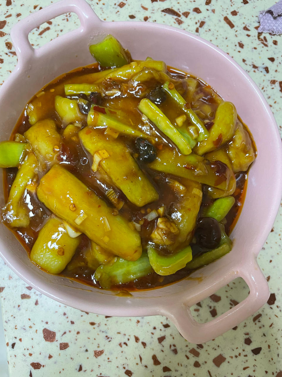 开胃下饭菜！巨简单的家常鱼香茄子煲