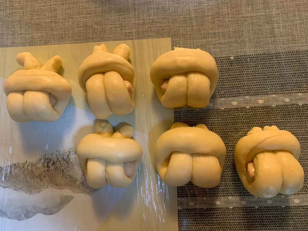 小兔子香肠面包