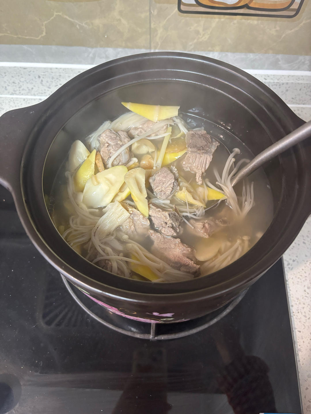 😋春笋排骨汤