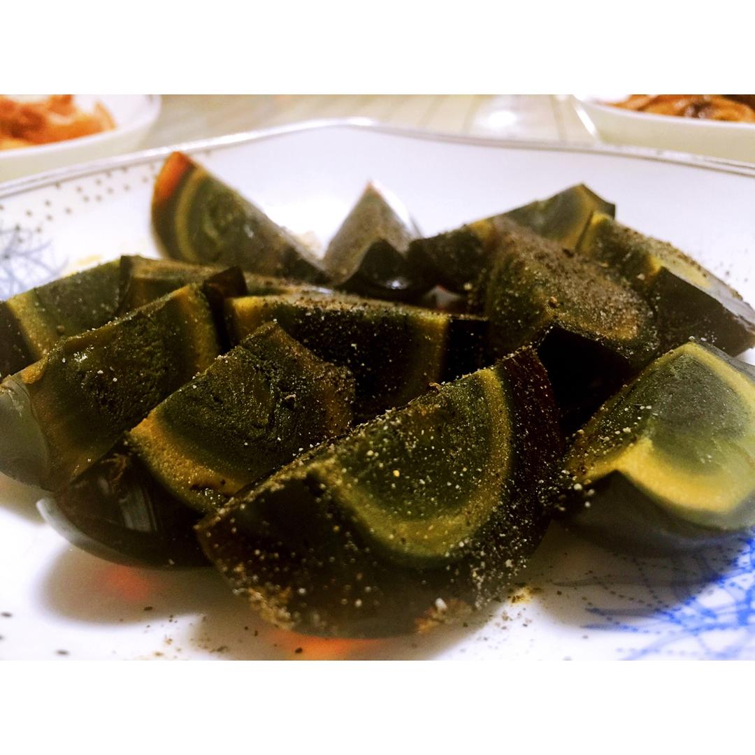 凉拌皮蛋