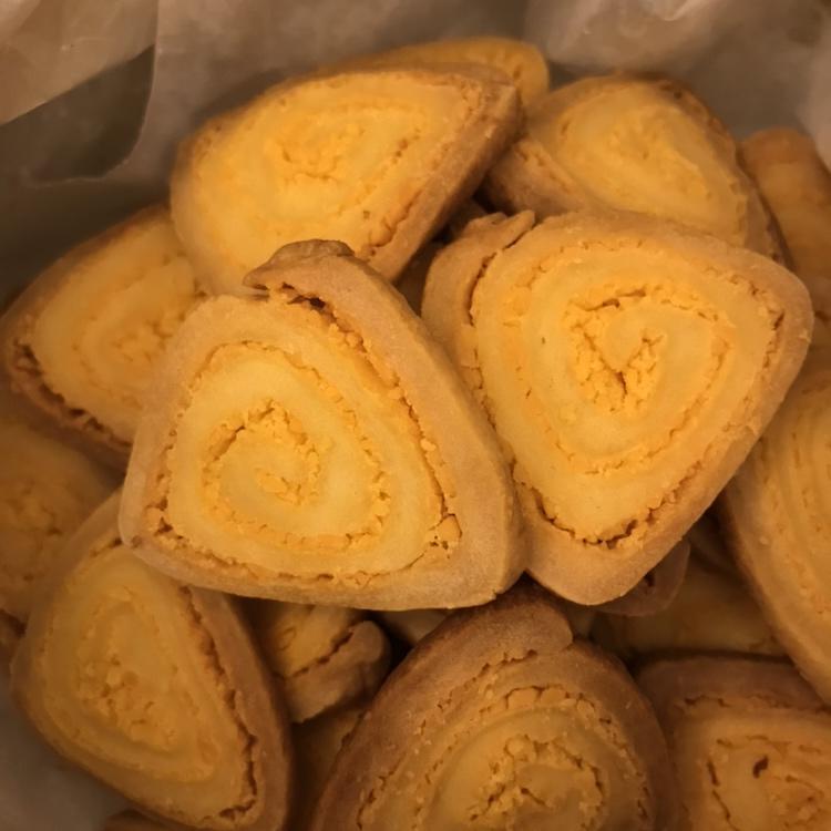 《Tinrry+》咸蛋黄肉松饼干