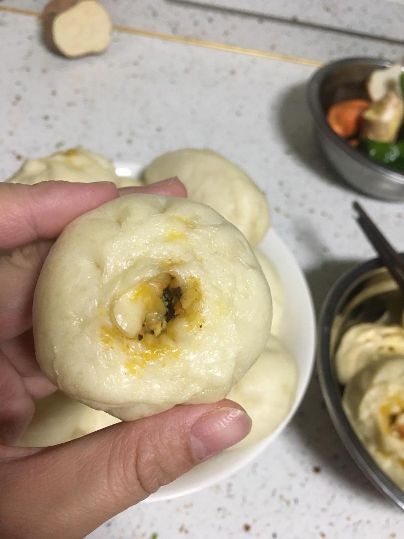 胡萝卜木耳鸡蛋包子——素包子也可以很好吃~