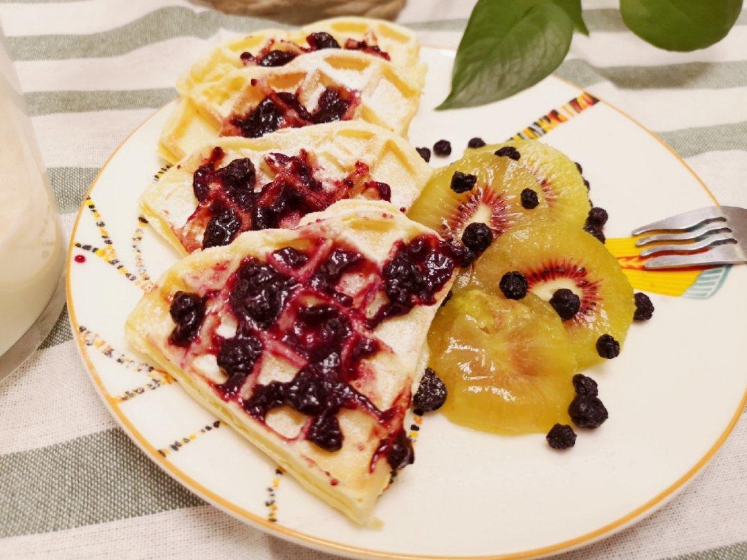 儿童早餐—蓝莓华夫饼