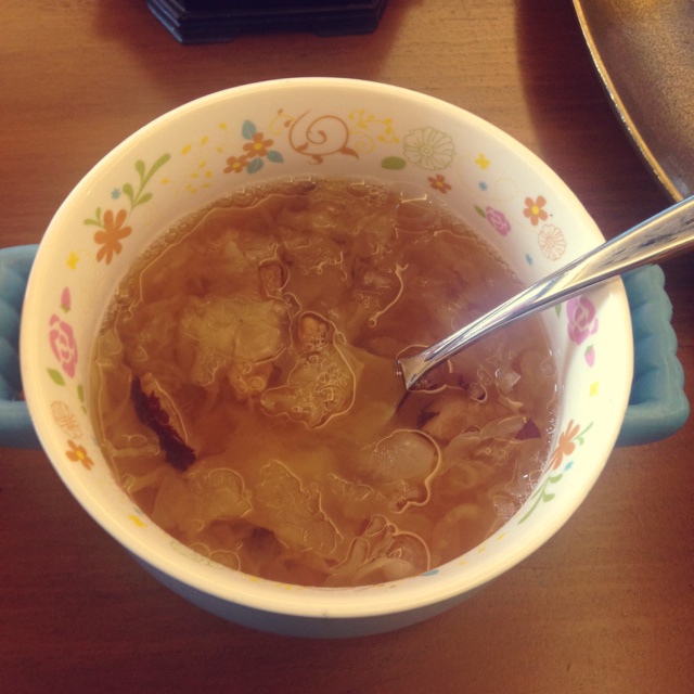 红枣银耳莲子羹