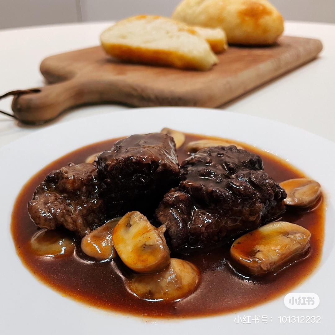 电影《Julie & Julia》原版配方－法式红酒炖牛肉 beef bourguignon