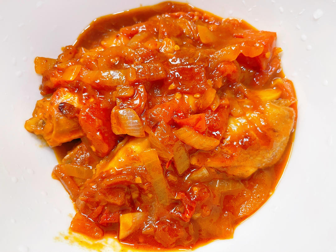 北鼎铸铁锅食谱｜焖茄汁鸡翅