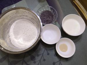 奶香紫米馒头的做法 步骤2
