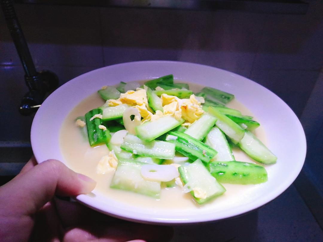 丝瓜炒鸡蛋