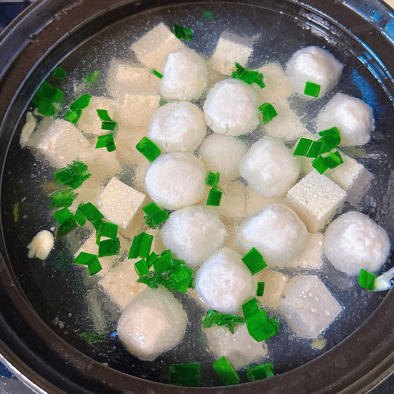 锅圈食汇❗️鱼丸豆腐三鲜汤‼️的做法 步骤5