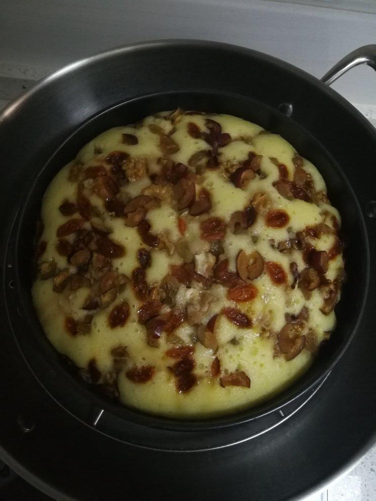 葡萄干玉米面发糕