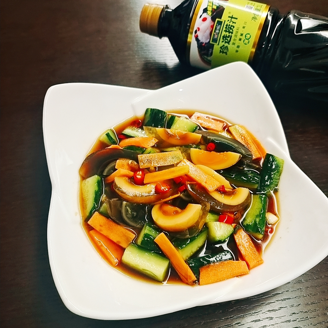 捞汁皮蛋拌黄瓜‼️美味爽口的做法