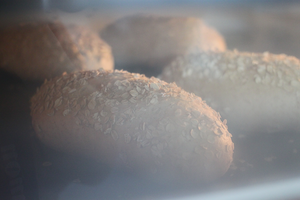 燕麦全麦面包，外面脆脆的里面绵软的，热量还很低的做法 步骤21