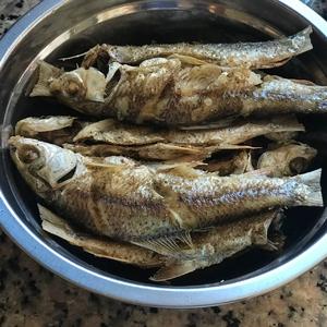补钙下饭菜---豆豉鲮鱼的做法 步骤8