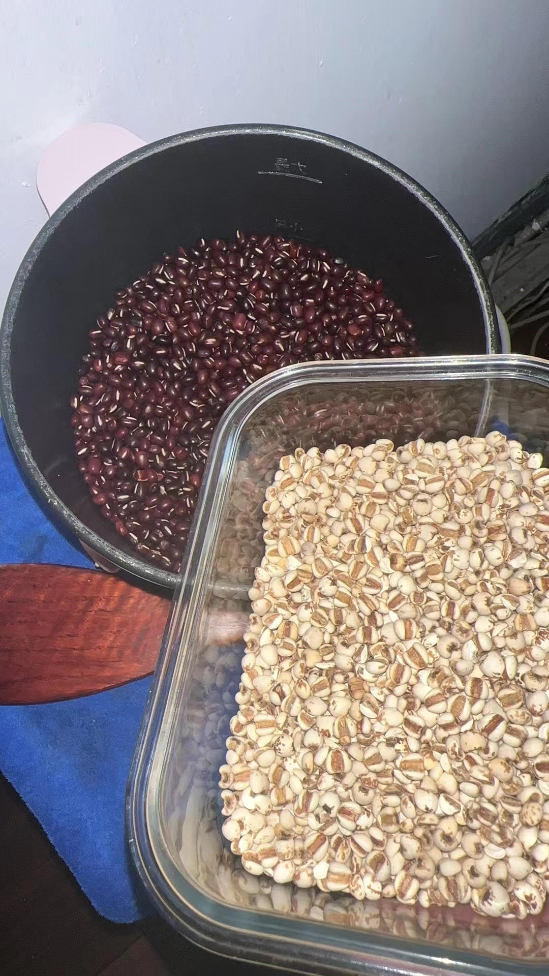 美白祛湿又好喝的水！红豆薏米茶，泡水喝！