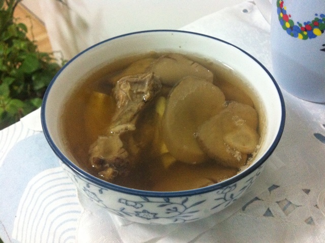 排骨菌菇汤