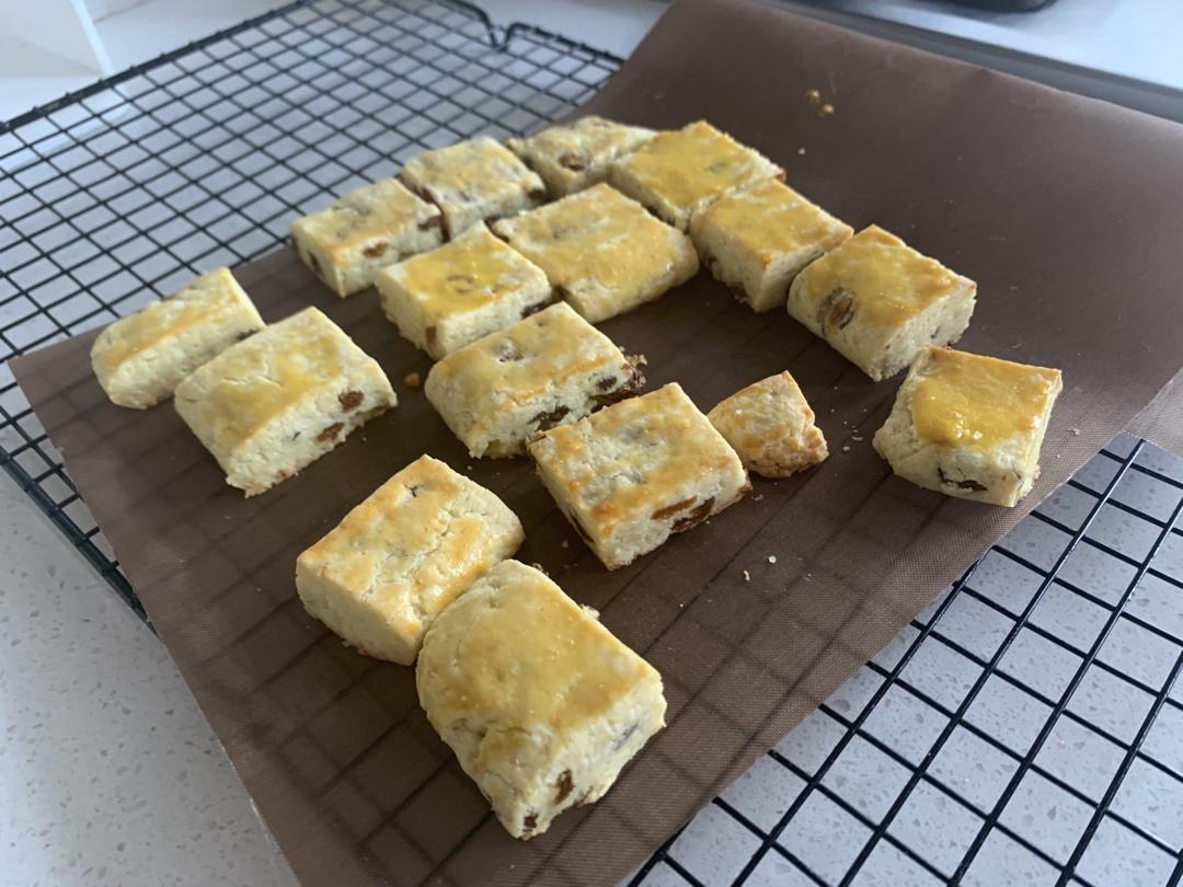 酥软到骨子里的葡萄奶酥