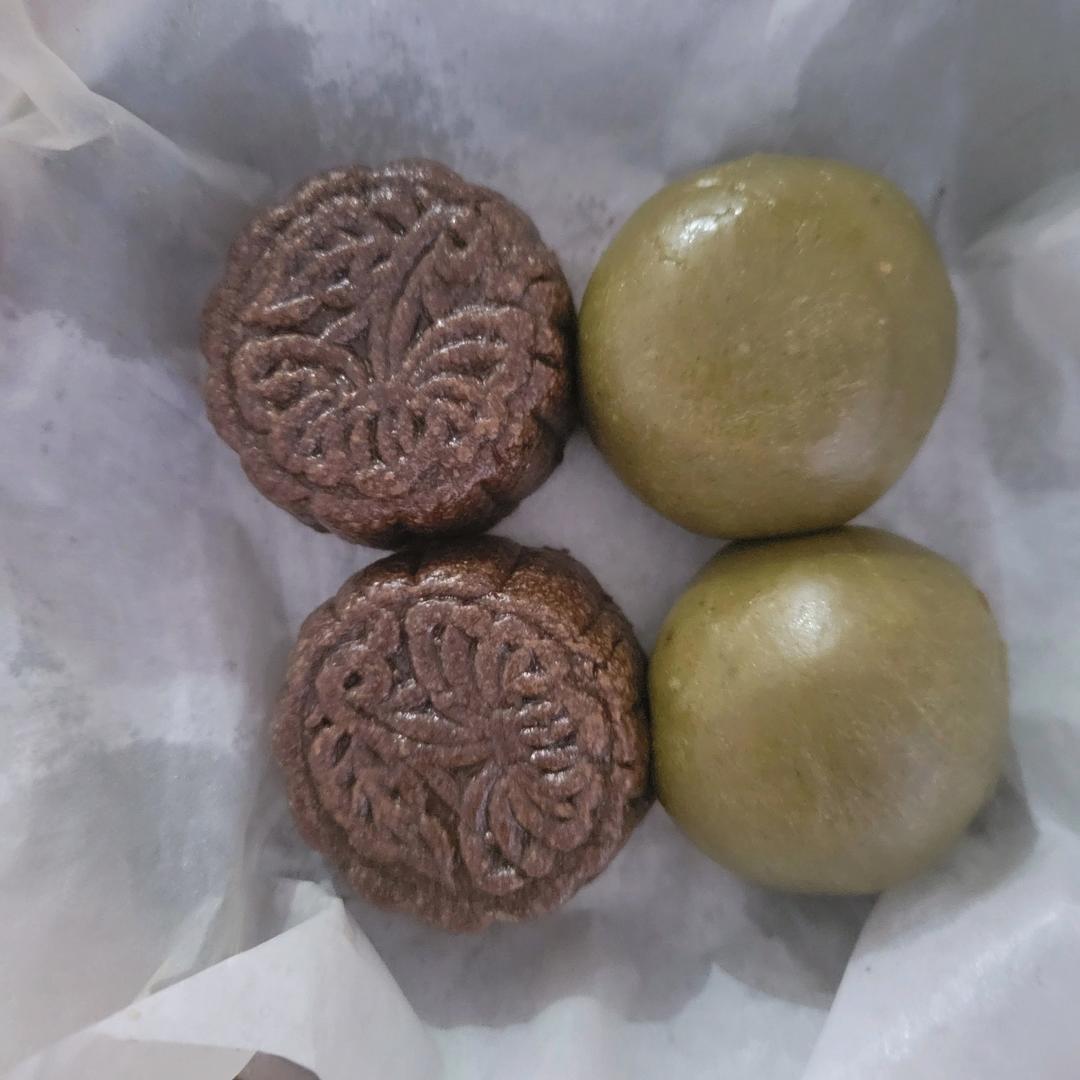 酥皮流心月饼