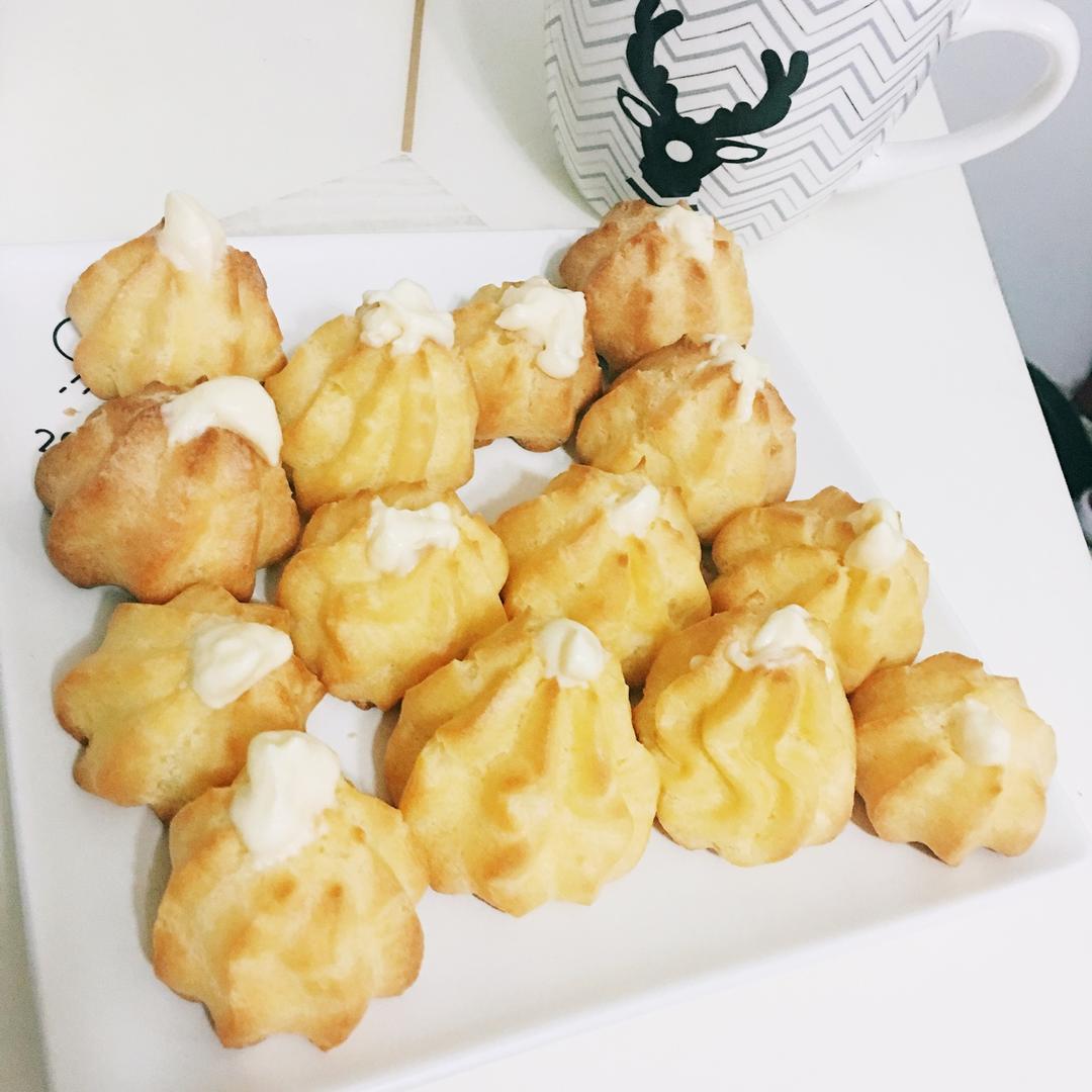 泡芙（卡仕达内馅）