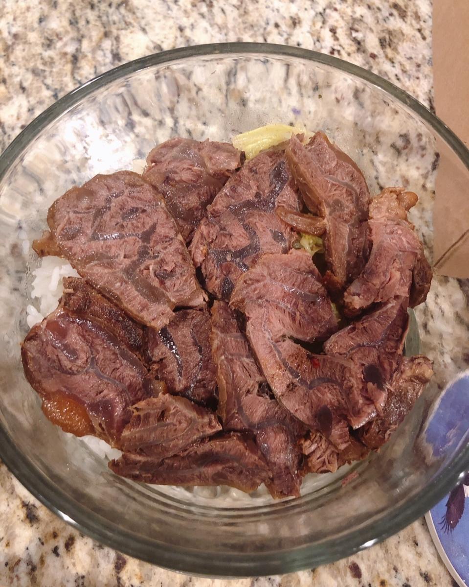 卤牛肉