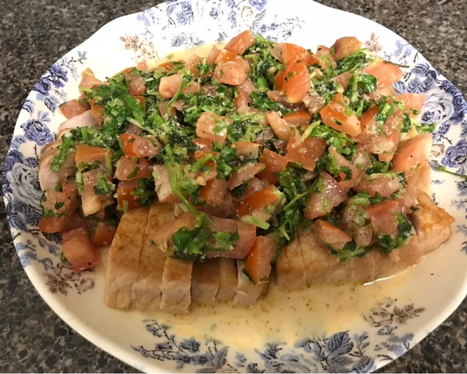 烤猪里脊配番茄salsa（庄祖宜）