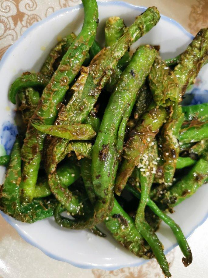 文静张523做的夏季快手菜「虎皮青椒」