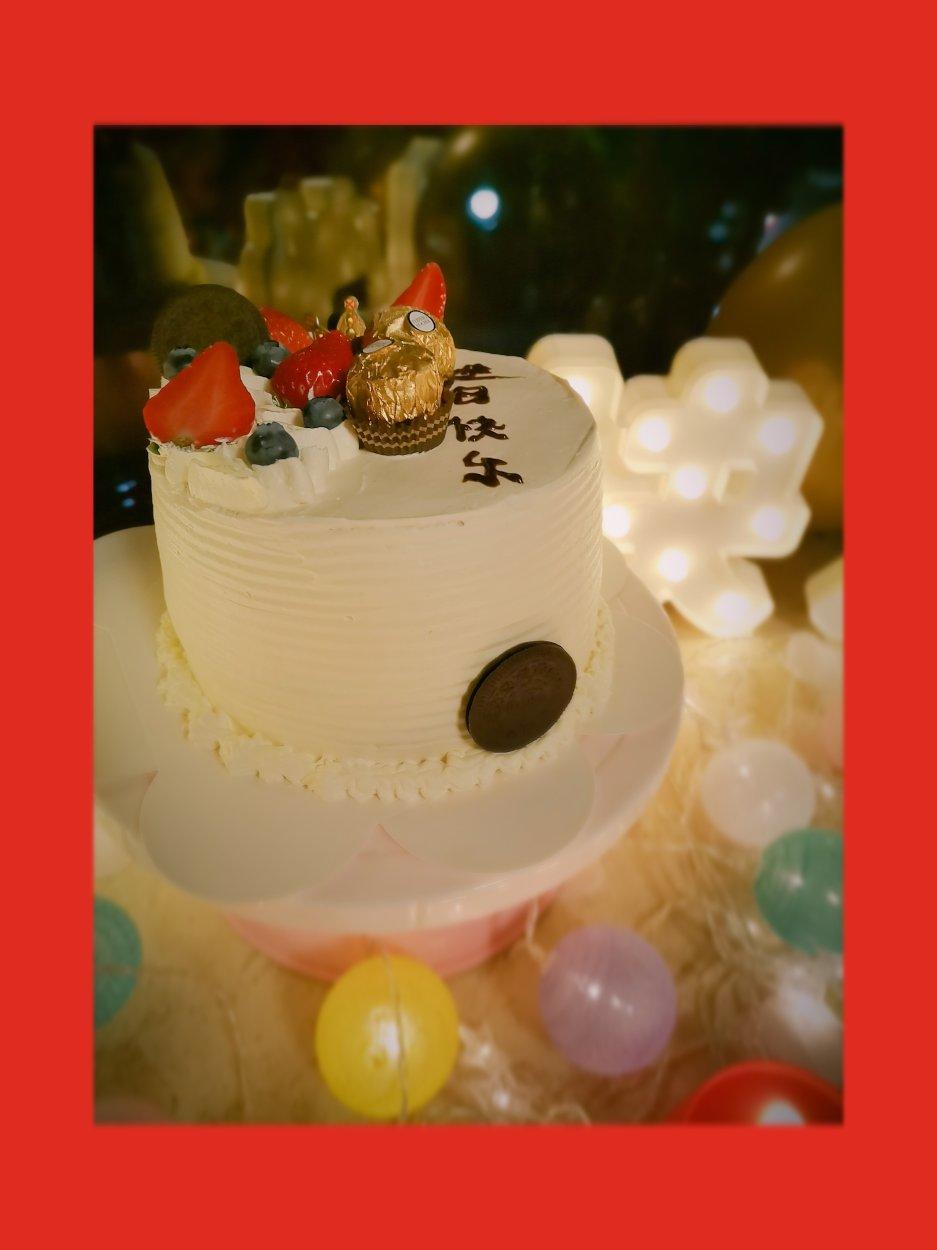 【搬运】极简主义+简约ins风 小清新奶油蛋糕裱花 生日蛋糕造型装饰合集 持续更新