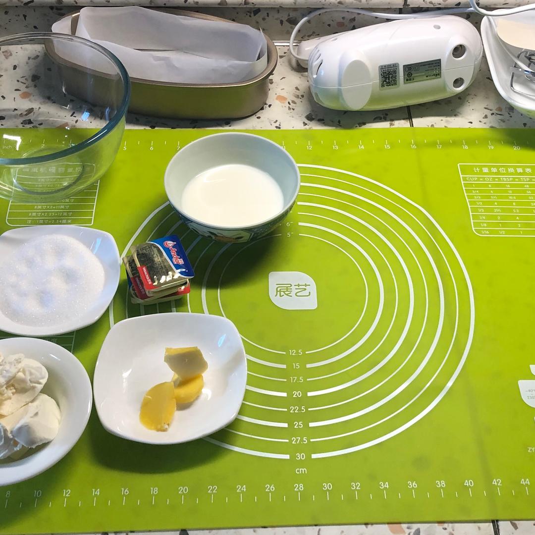 纯奶手撕吐司的做法 步骤1