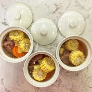 玉翠萝卜排骨汤的做法 步骤8