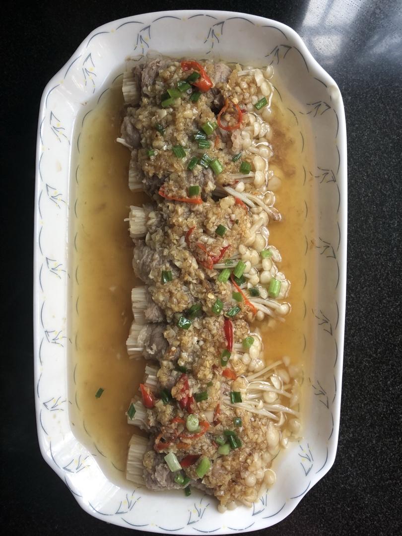 不一样的金针肥牛卷-附加秘制蒜蓉酱做法