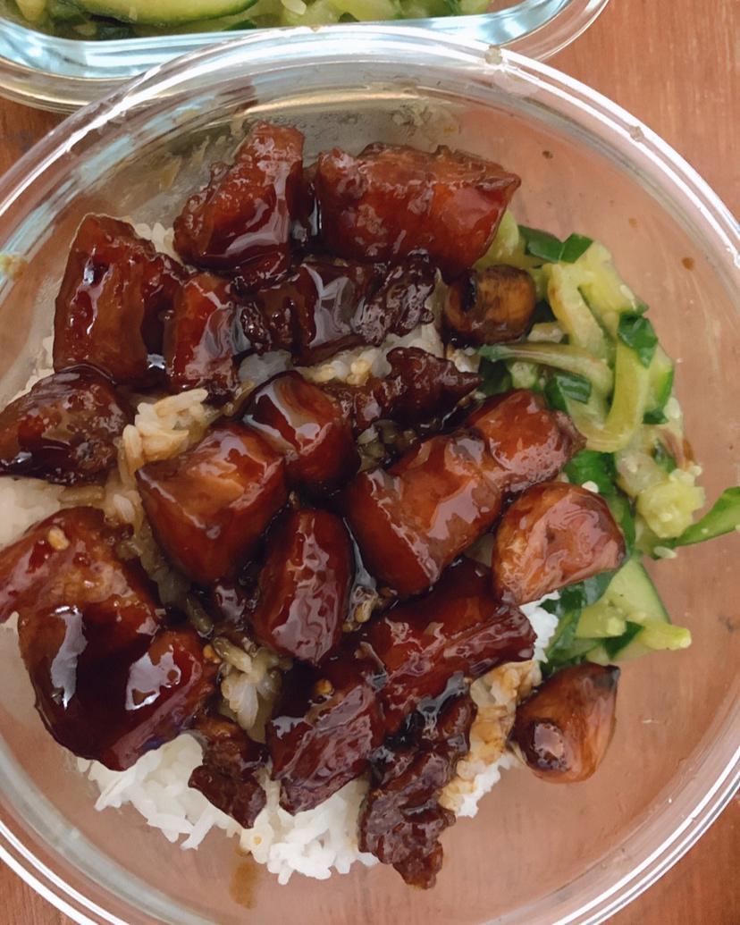 快手金蒜红烧肉
