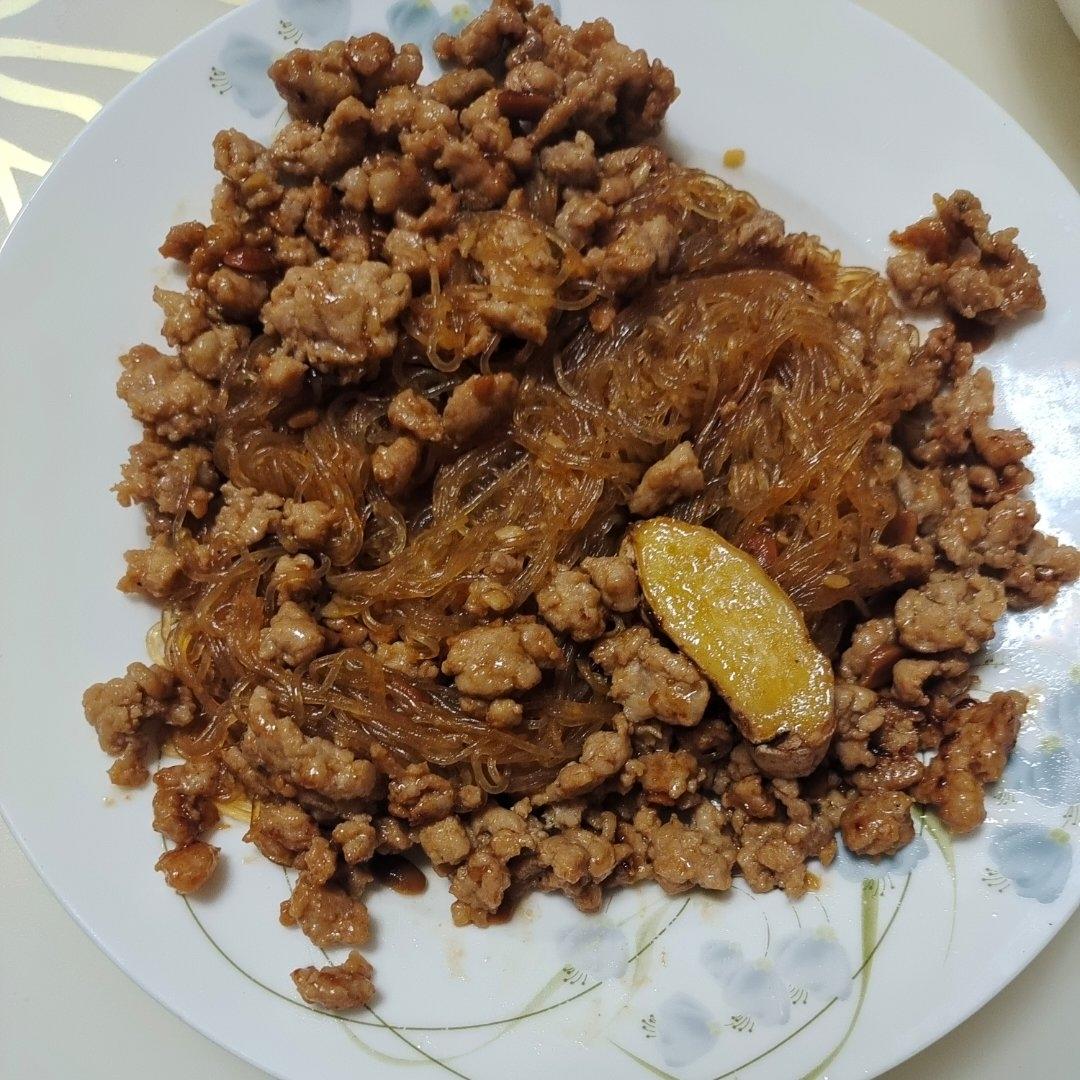 肉末粉丝煲（蚂蚁上树，干捞粉丝煲）