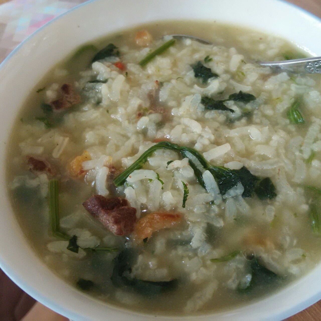 菠菜猪肝粥