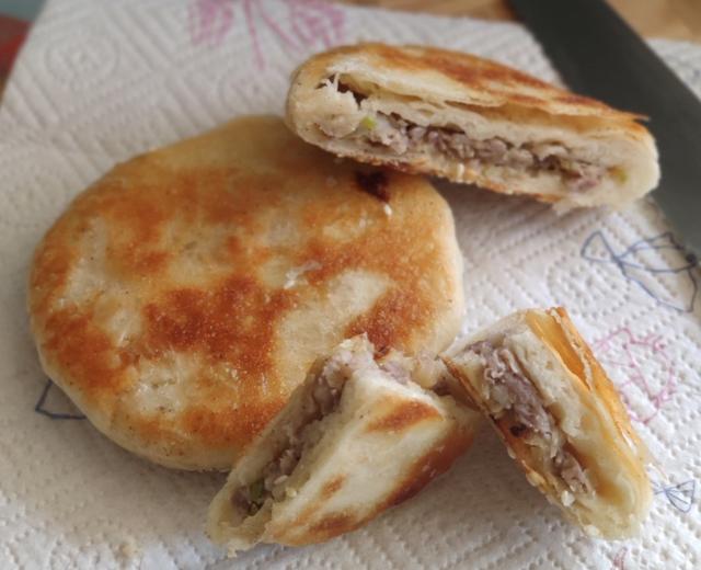 鲜肉榨菜锅盔的做法