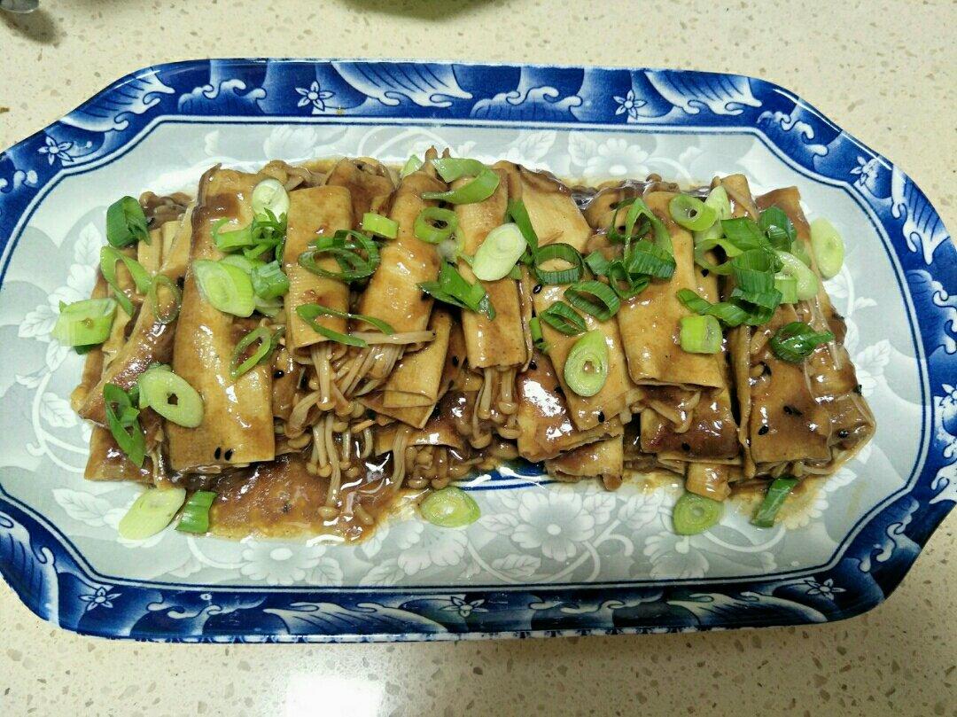 比肉还好吃的金针菇豆皮卷