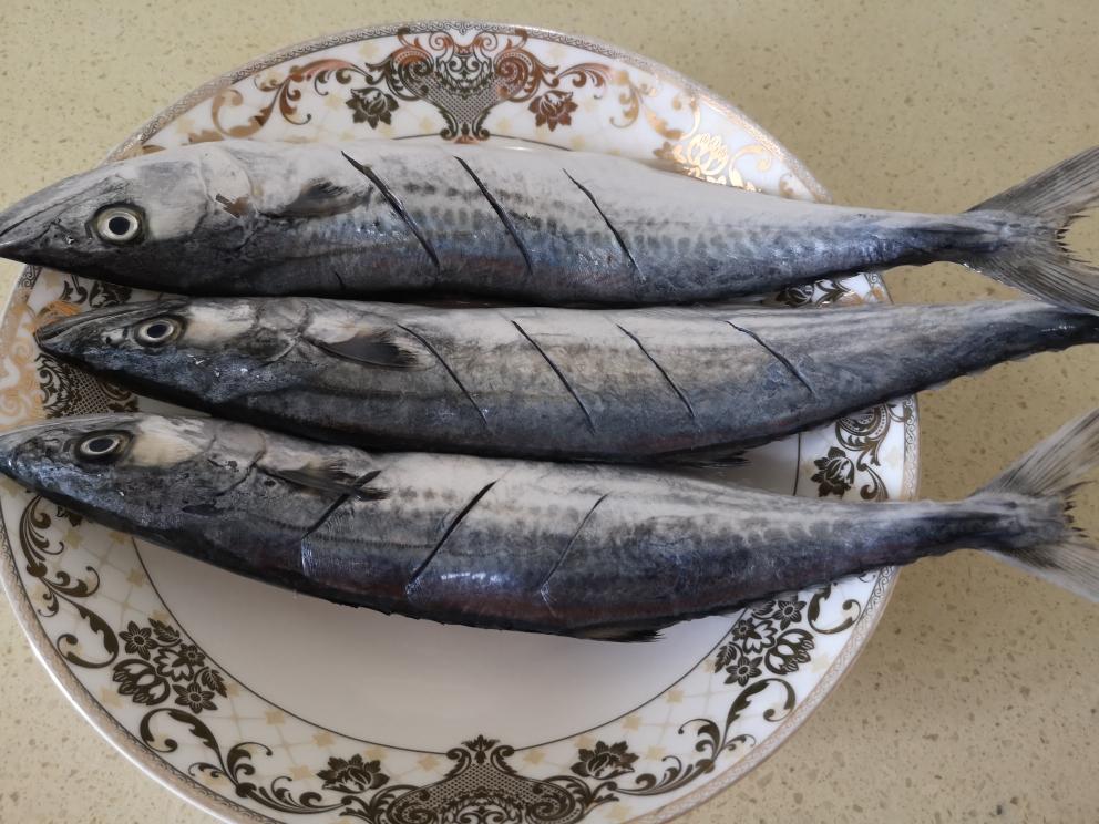 【红烧燕鱼的做法步骤图,红烧燕鱼怎么做好吃】逆光郁金香_下厨房