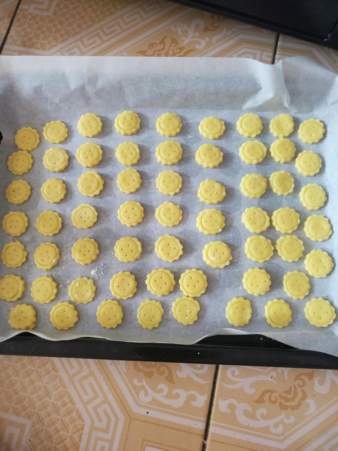 蛋黄纽扣小饼干