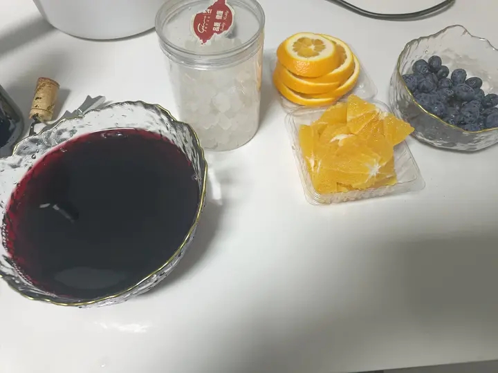 水果煮红酒（跟喝果汁一样）