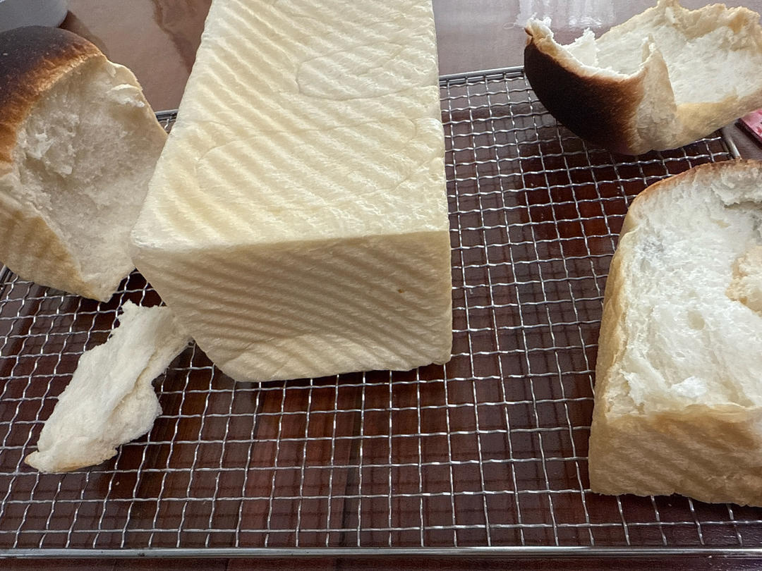 能撕着吃的「无蛋无奶生吐司」比云朵都软！