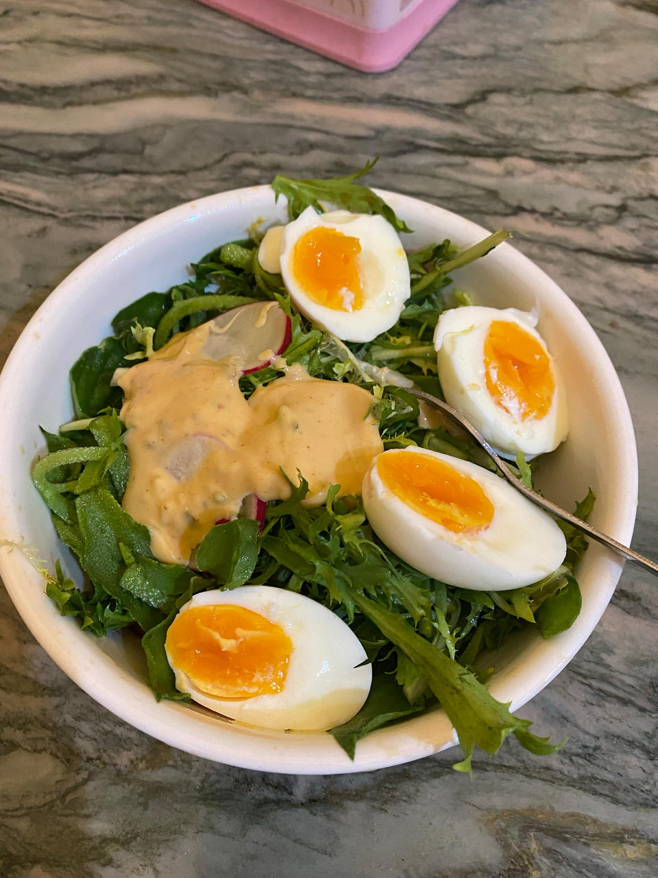 藜麦鸡蛋蔬菜沙拉