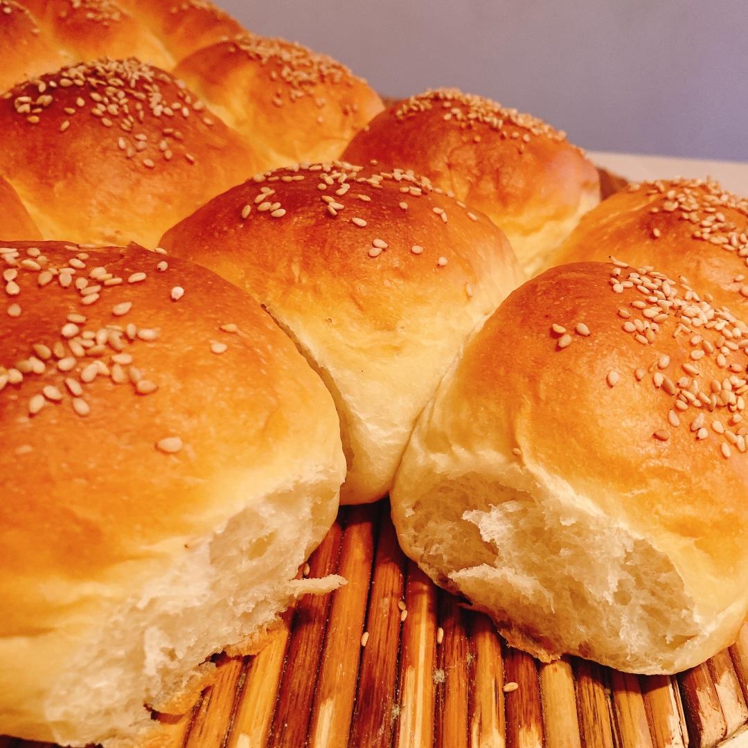 超级柔软的奶油奶酪椰蓉小餐包