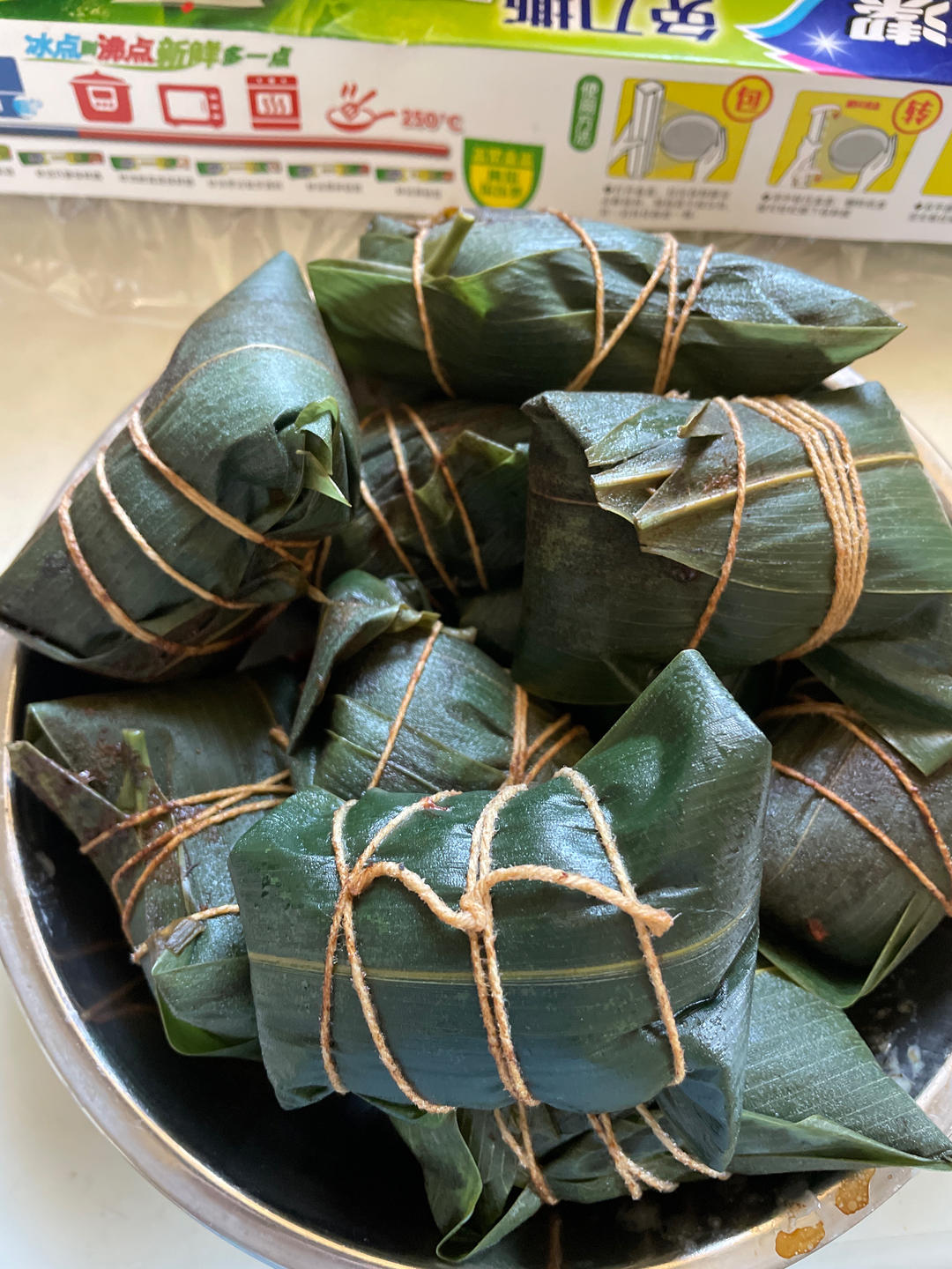 没有咸蛋黄的鲜肉粽子也可以很香好吗                                   （所有材料都写了详细用量，新手也可以一次成功）