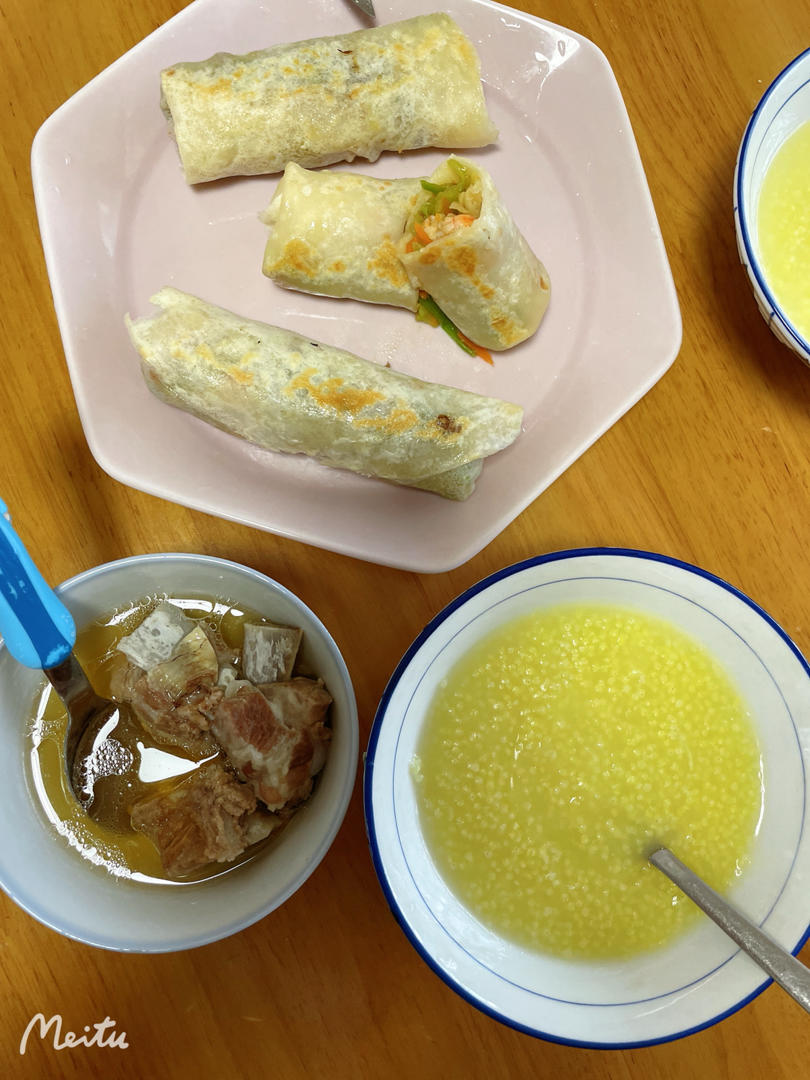 小米粥（小米油飘香）