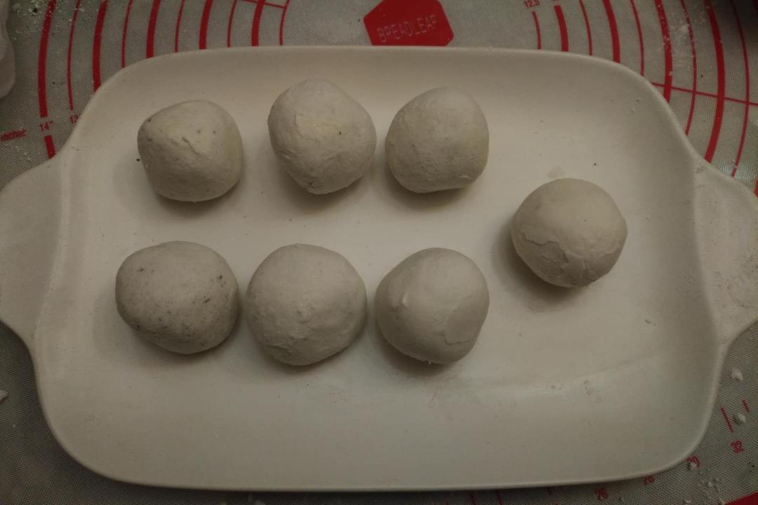 黑芝麻汤圆