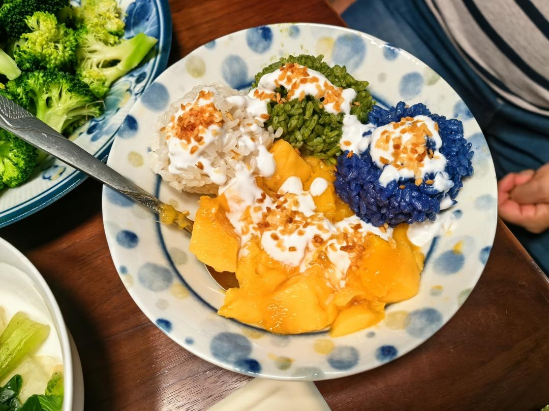 别出国啦，在家也能做芒果糯米饭🥭
