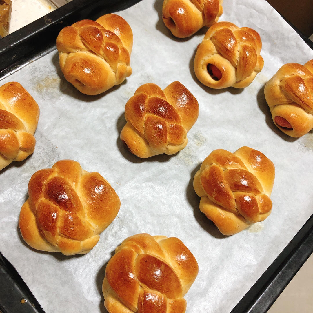 美味肠仔包 香肠面包