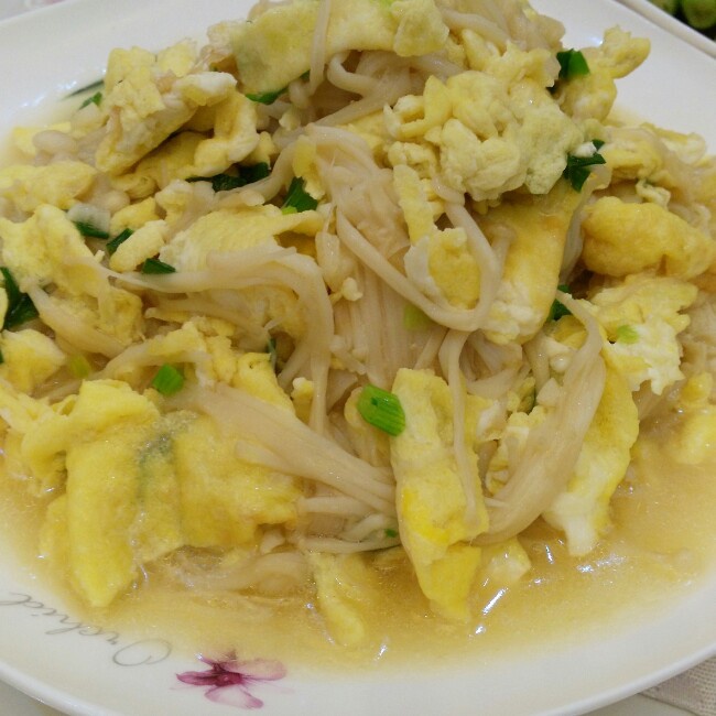金针菇炒蛋