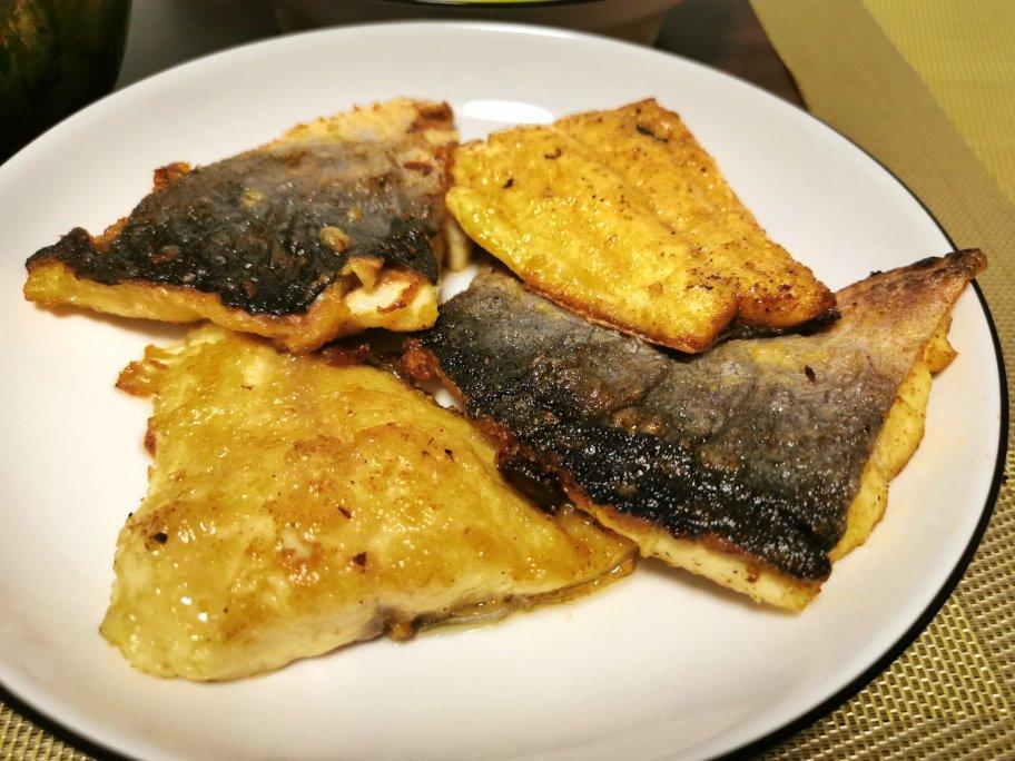 香煎巴沙鱼（龙利鱼）