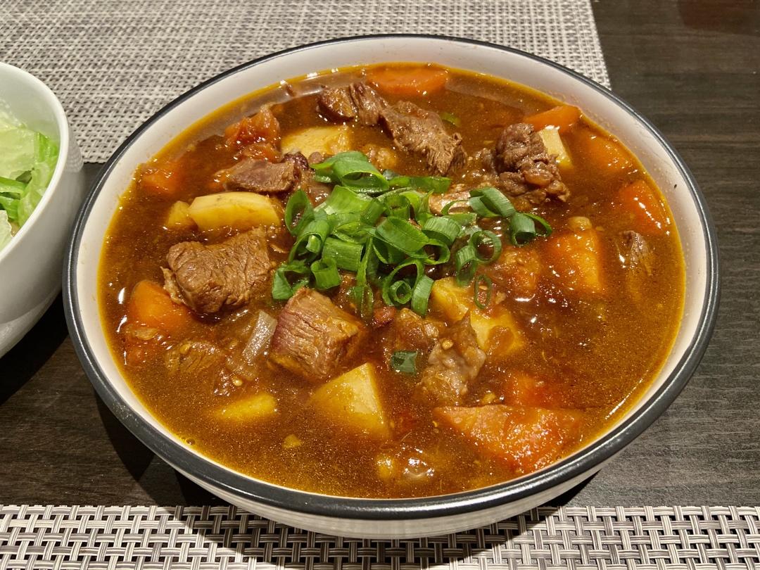 番茄土豆炖牛腩