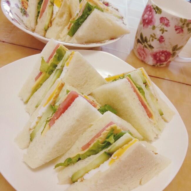 火腿芝士蛋三文治